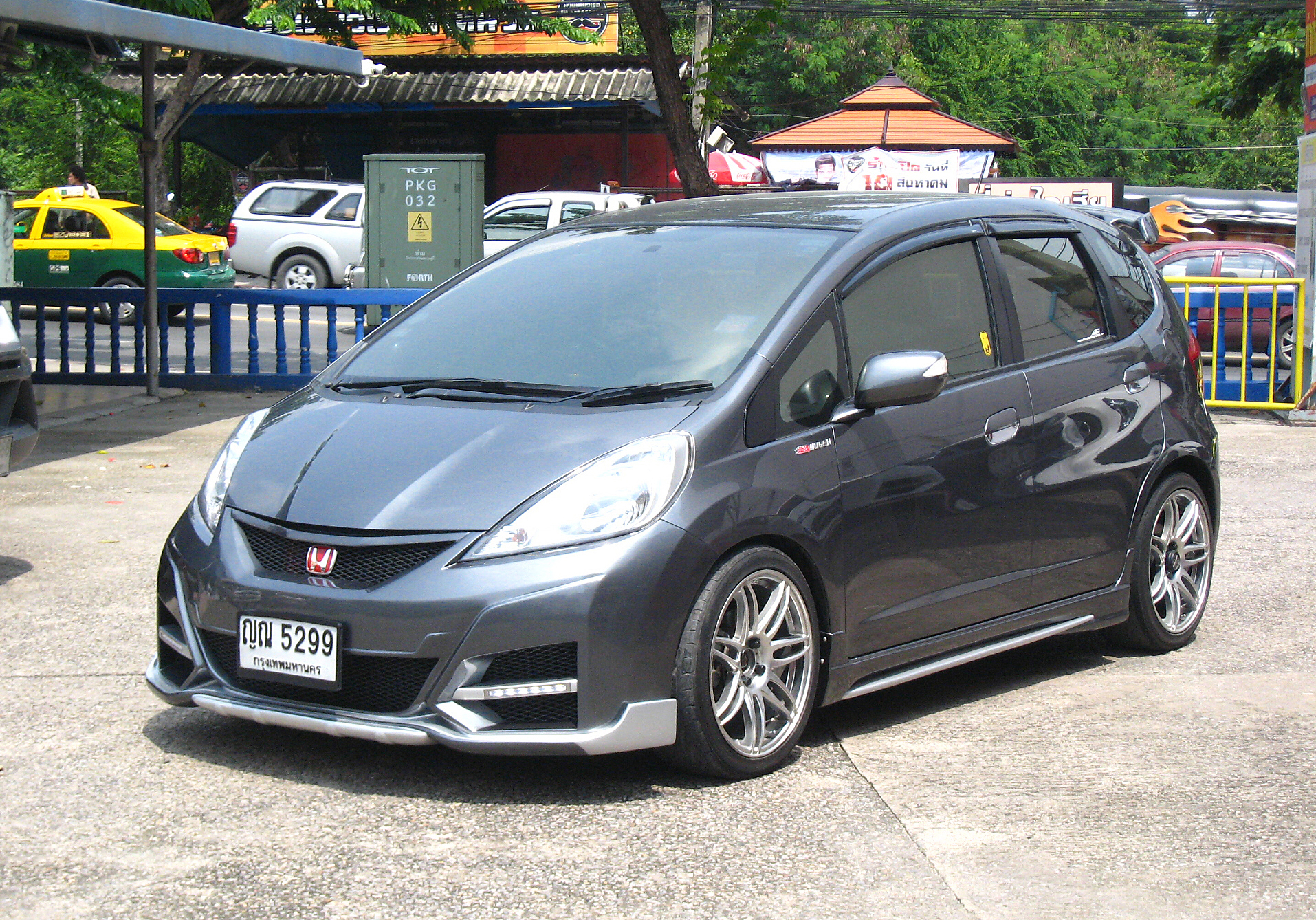 ชุดแต่ง Jazz GE 2008-2013 รุ่น New Type R